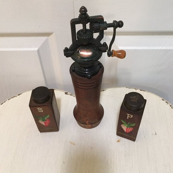 Vintage MCM Salt & Pepper "Strawberry" Design Shakers w/bonus Steampunk Look Cra - Picture 1 of 9